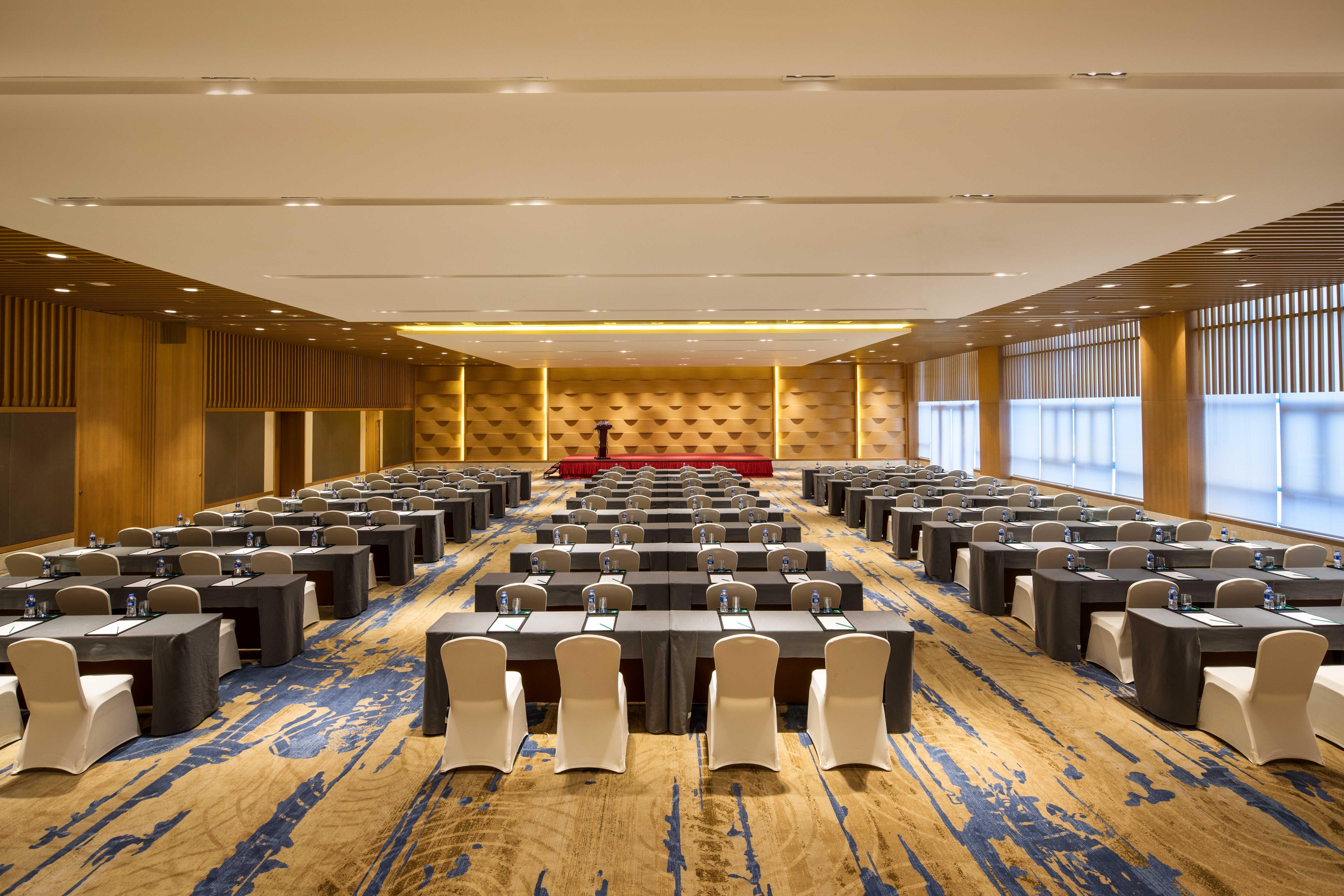 Holiday Inn Kunshan Huaqiao, an IHG Hotel Exterior foto