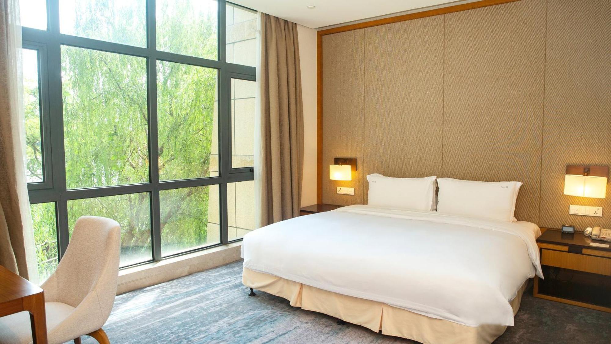 Holiday Inn Kunshan Huaqiao, an IHG Hotel Exterior foto